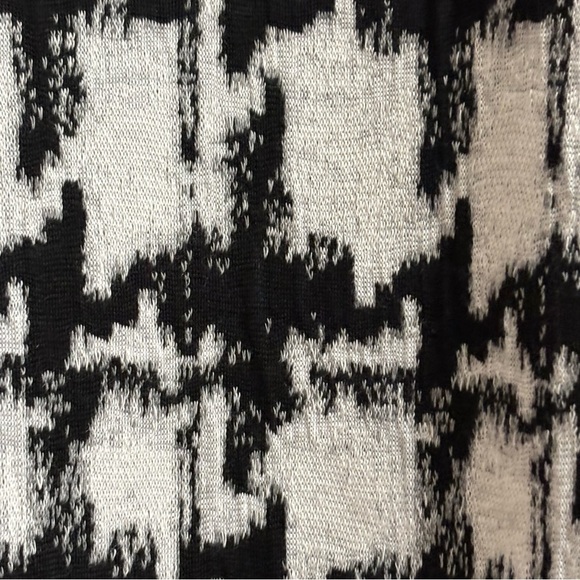 NWT Joseph Ribkoff Canada Plus Sz 16 Houndstooth Sweater Black And White - Picture 6 of 13